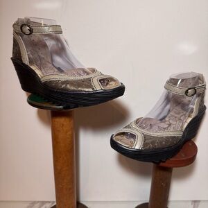 FLY LONDON Ydel Perforated Leather Peep Toe Wedge  Sandals BRONZE / SZ 40 (US 9)